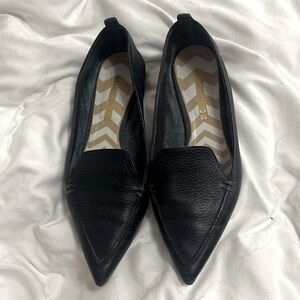 Nicholas Kirkwood black leather pointy toe shoes. Size 38